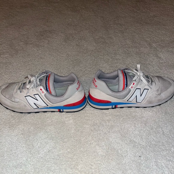 New Balance 574 - Picture 1 of 5